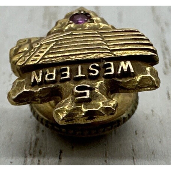 1940s WESTERN AIRLINES 10K Gold 5 Year Service Lapel Pin Ruby Indian Chief 3D - Picture 7 of 9